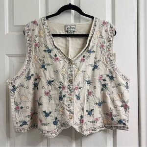 Tantrums Women's Embroidered Floral Beige Vest